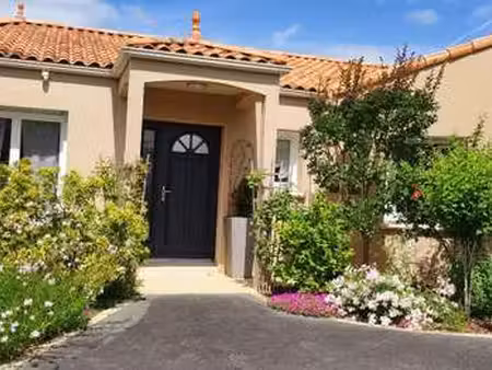 vente maison aux herbiers (85500) : à vendre / 168m² les herbiers