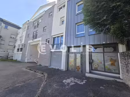 location bureaux orsay 91400 31m² à 261m²