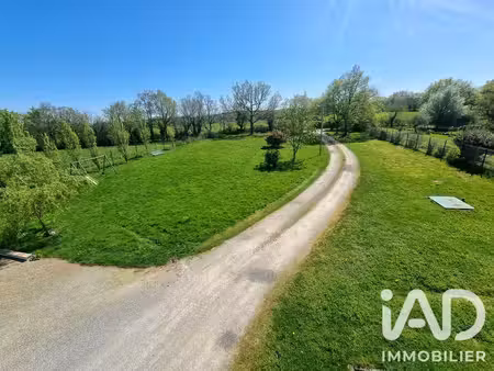 maison de campagne à saint-étienne-du-bois (85670)
