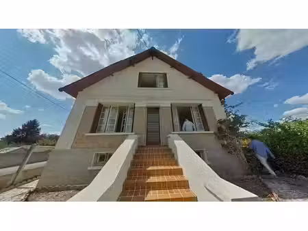 vente maison 5 pièces 85 m² à la guerche-sur-l'aubois (18150)  97 200 €