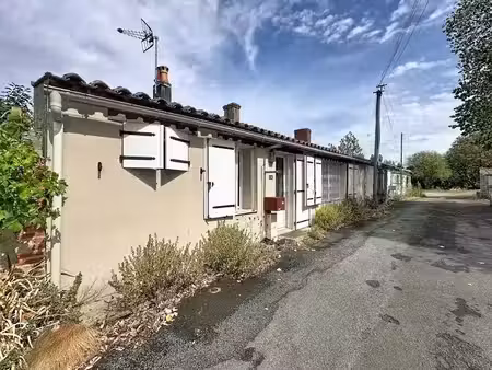 vente maison 1 pièce 45 m² à le girouard (85150)  115 000 €