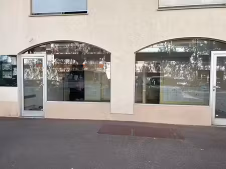 location commerce à arcachon (33120)