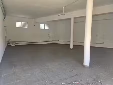 vente commerce 83 m² saint-pierre (97410)