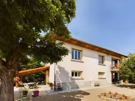 achat maison 7 pièces 158m² chassieu 69680