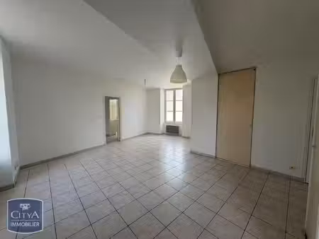 location appartement 2 pièces 56m² poitiers 86000