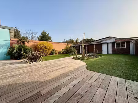 location maison 4 pièces 120m² bordeaux 33000