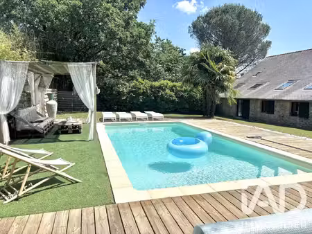 vente maison 10 pièces 256 m² saint-étienne-de-montluc (44360)