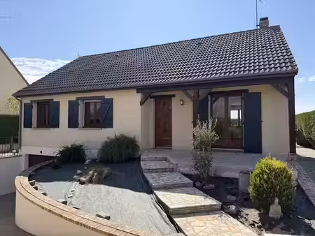 vente maison 5 pièces 91.31 m² à sours (28630)  240 000 €