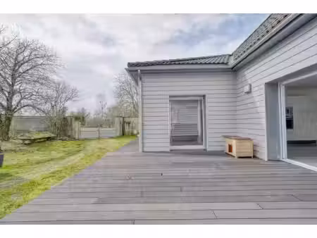 vente maison 5 pièces 140 m² à les touches-de-périgny (17160)  249 000 €
