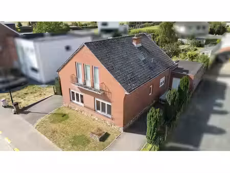 charmante villa 4 ch. avec grand jardin
