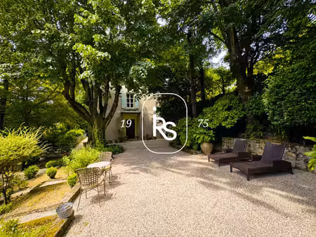 maison de luxe à vendre à vals-les-bains