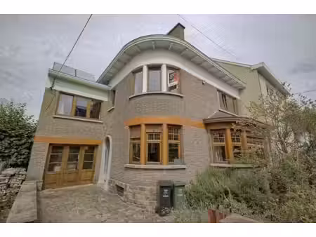 huy – maison de caractère 4 chambres  jardin et garage