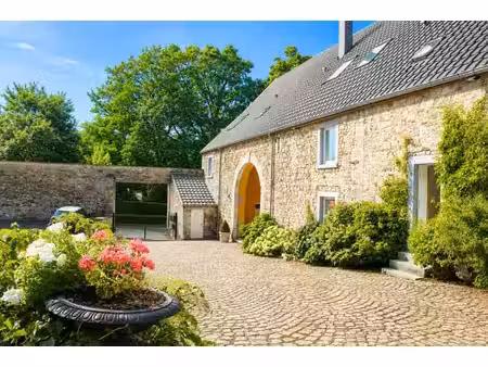 charmant appartement 2 chambres à gomzé-andoumont