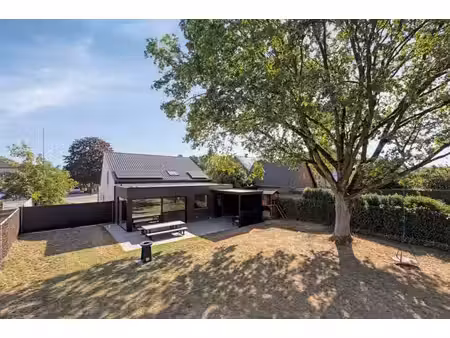 magnifique villa à vendre à muizen  avec 5 pièces et jardin!