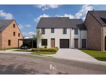 maisons de style rural à proximité du centre de waregem