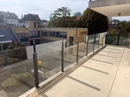 appartement une chambre avec grande terrasse
