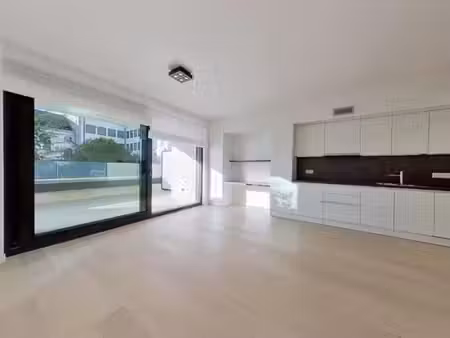 appartement à louer à ixelles € 1.500 (lrbu7) - j&j properties | zimmo