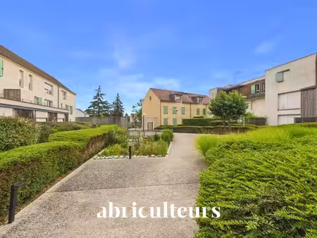 appartement t2 de caractère au sein d’une ancienne grange dîmière en vente à survilliers..