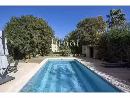 vente maison 8 pièces 230 m² à barbentane (13570)  840 000 €
