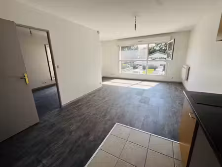 appartement rue saint-fuscien avec parking