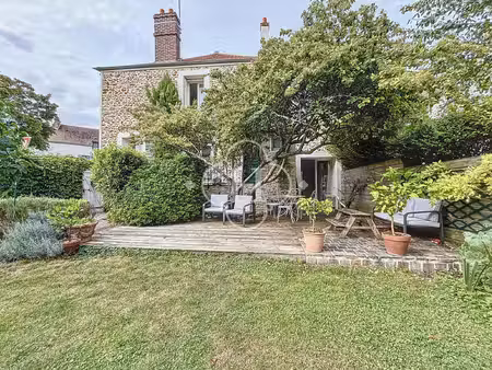 maison de charme crespières 155m² avec jardin