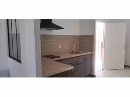 location appartement 1 pièce 32 m² à montceau-les-mines (71300)