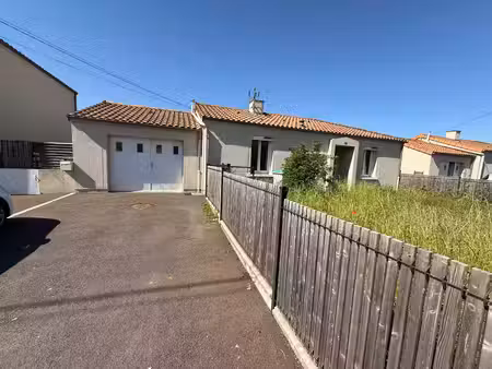 vente maison 4 pièces 84 m² luché-sur-brioux (79170)