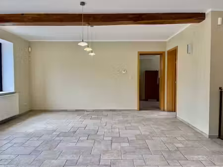 spacieuse lumineuse maison entièremt rénovée 3ch jardin pkgs