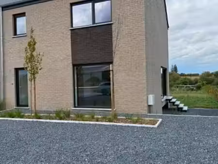 maison 3 chambres  vaux-sur-sûre  epc a (45)