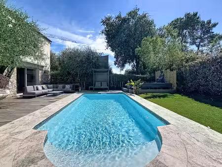 unique villa 6 pièces 120 m² avec piscine