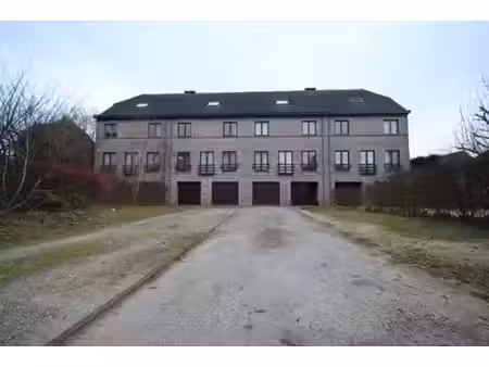 charmante maison 4 ch de 250m² avec jardin et terrasse