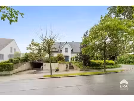villa 4 chambres + bureau près du centre d’asse