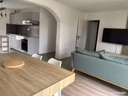 t3 avec extérieur refait à neuf