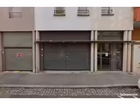 parking/box 1 pièce lyon