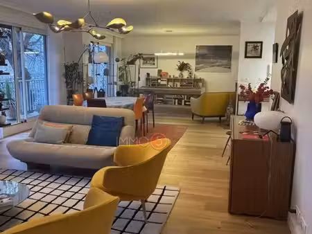 appartement 4 pièces 153 m²