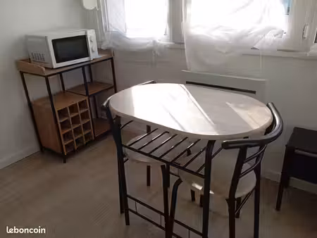 studio meuble
