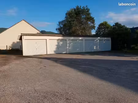 loue garage argentat corrèze