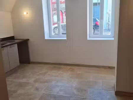 a louer- bel appartement t3 de 85 m2 au coeur de saint rémy de provence