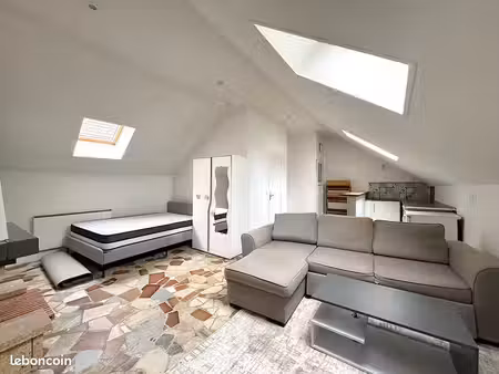 studio 1 pièce 29 m²