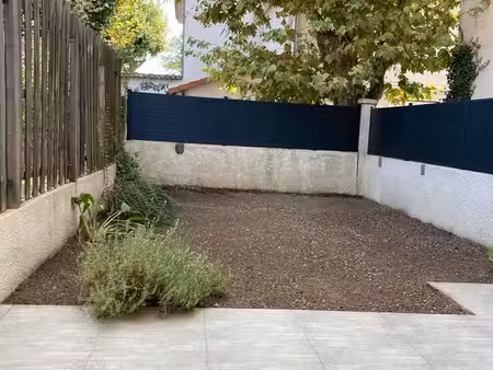 bron - petite maison atypique
