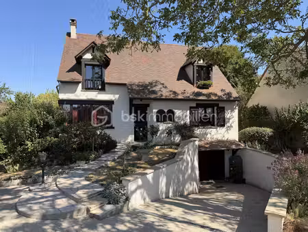 maison traditionnelle de 146 m2 - terrain 1000 m2