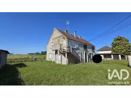 immeuble à villeblevin (89340)