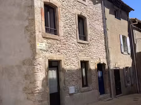 maison de caractère avec cour intérieure  ascenseur  studio indépendant et appartement t3