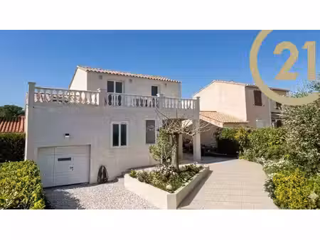 vente en exclusivite - saint-raphaël - villa - 5p - piscine