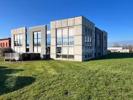 local d'activités de 800 m² à metz