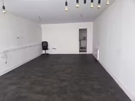 location bureaux  73.78m²  paris 14