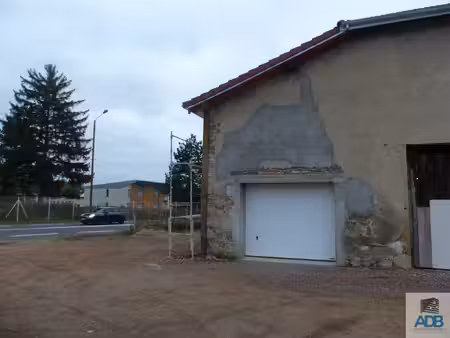 mably proche centre commerciaux local / dépot