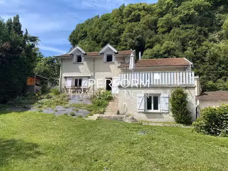notre dame de mésage bas - maison familiale avec vue panoramique