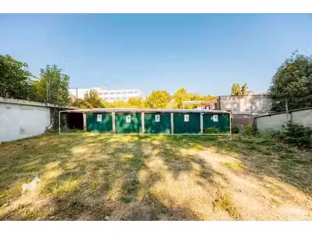 lot de 5 garages à vendre sur la louviere