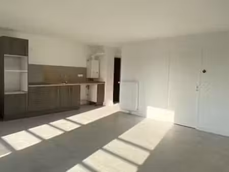 location appartement 3 pièces à ploufragan (22440) : à louer 3 pièces / 63m² ploufragan